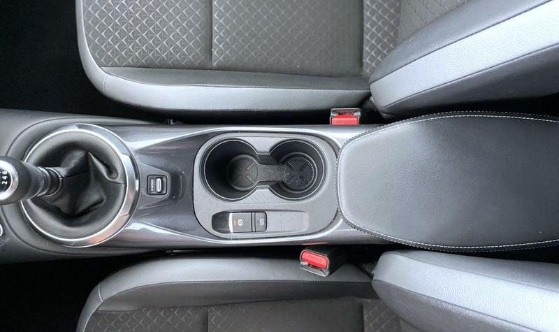 Nissan Juke 1.0 DIG-T 114 CV N-Connecta
