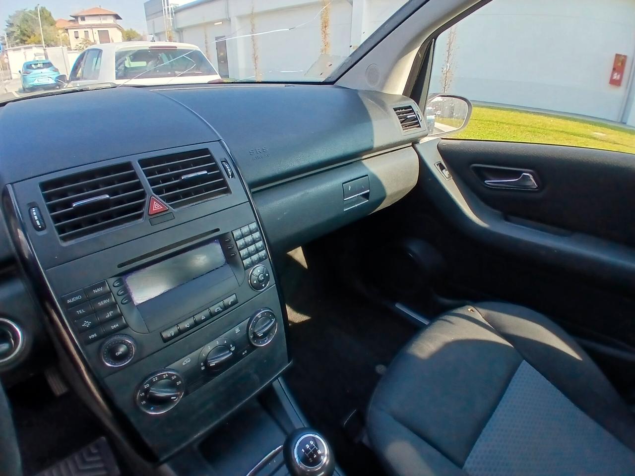 Mercedes-benz A 150 Avantgarde Per Neopatentati