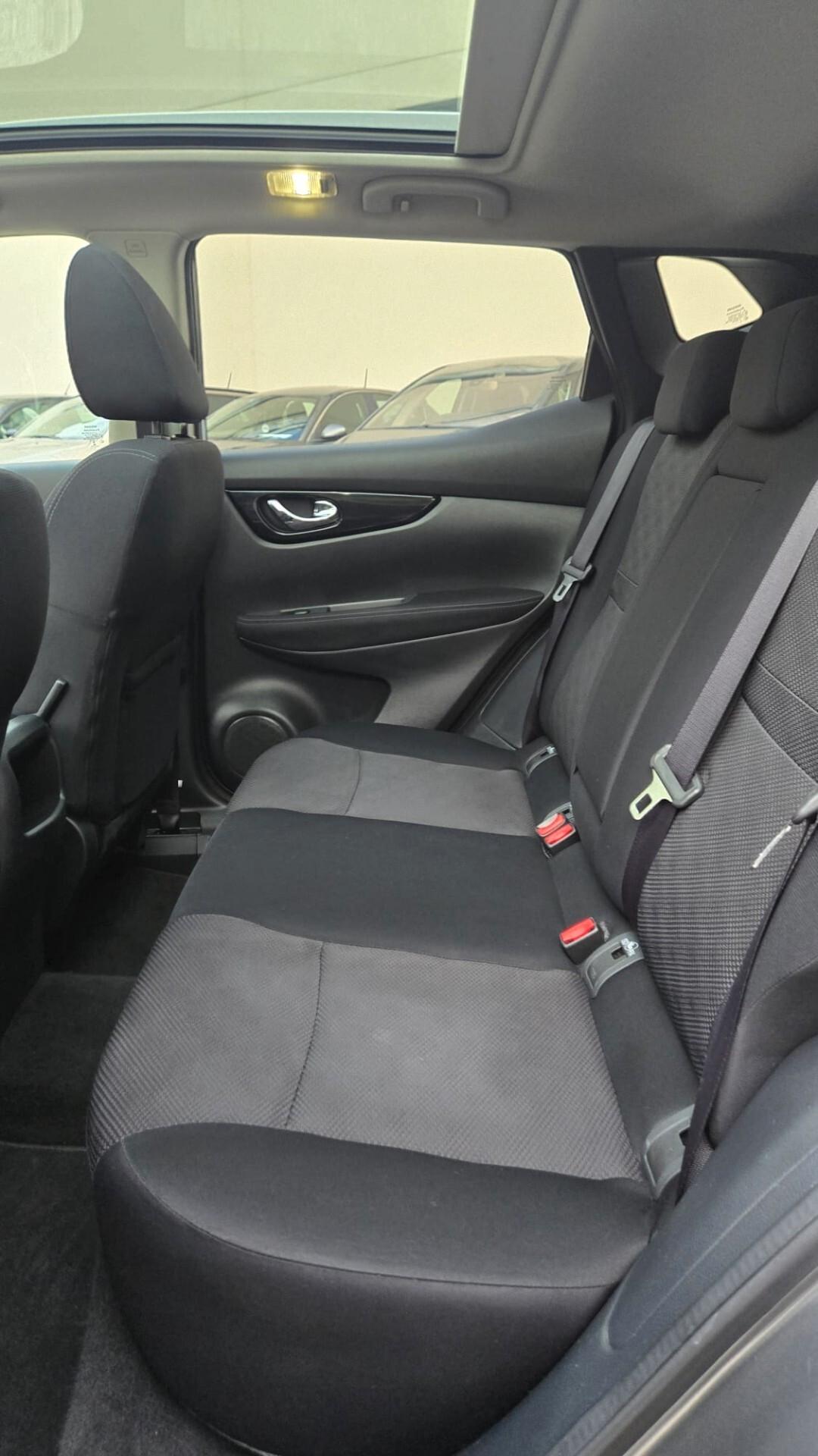 Nissan Qashqai 1.2 DIG-T Tekna Neopatentati Ok