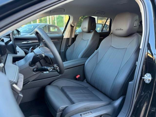 Skoda Superb 2.0 TSI DSG 4x4 Wagon Laurin&Klement