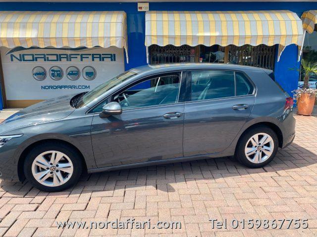 VOLKSWAGEN Golf 1.0 eTSI EVO DSG Life