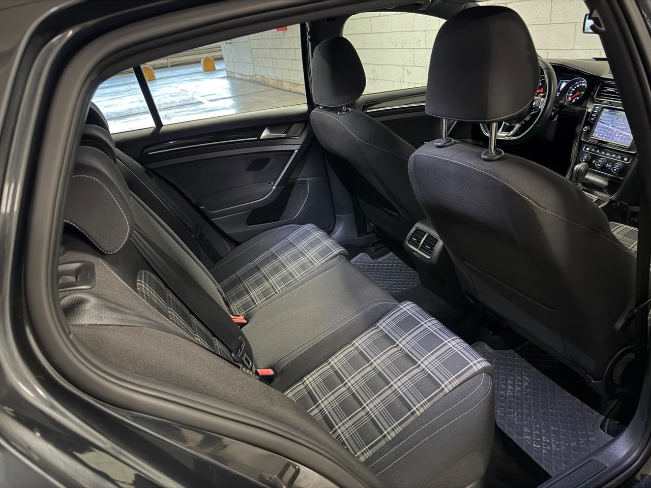 Volkswagen Golf GTD 2.0 TDI DSG 5p. BlueMotion Technology