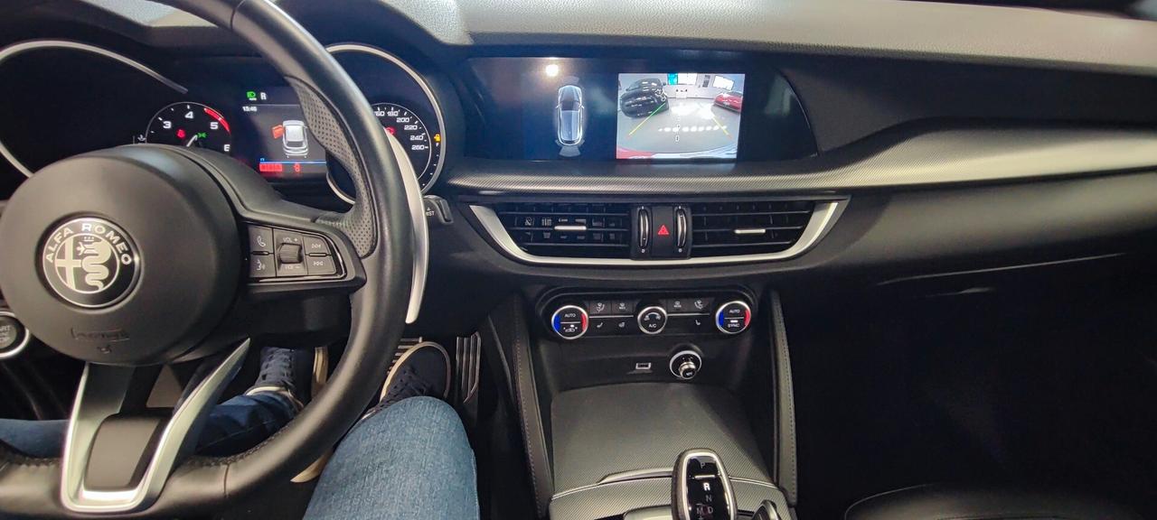 Alfa Romeo Stelvio ALLESTIMENTO VELOCE
