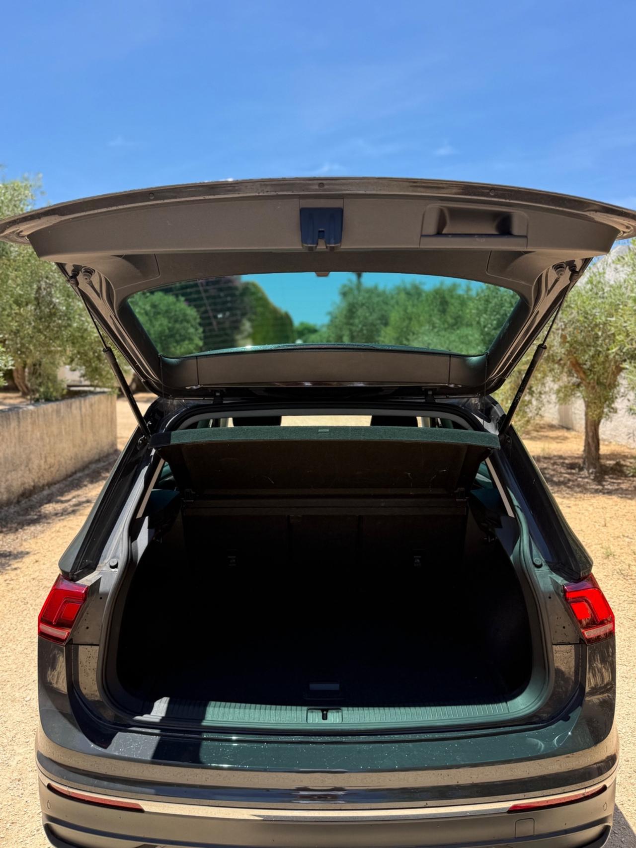 Volkswagen Tiguan 2.0 TDI 150 CV SCR DSG Life sport