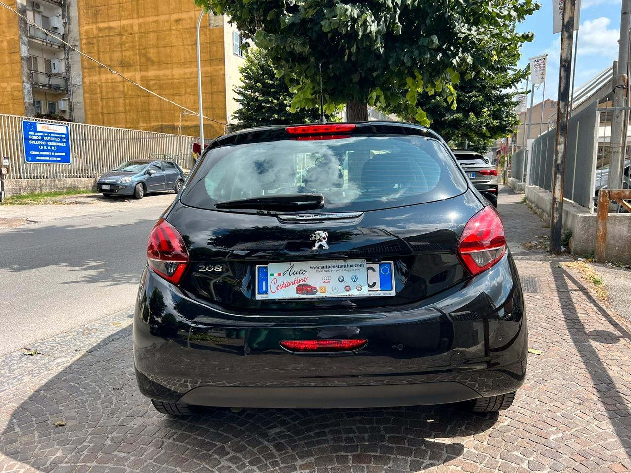 Peugeot 208 BlueHDi 75 5 porte Allure