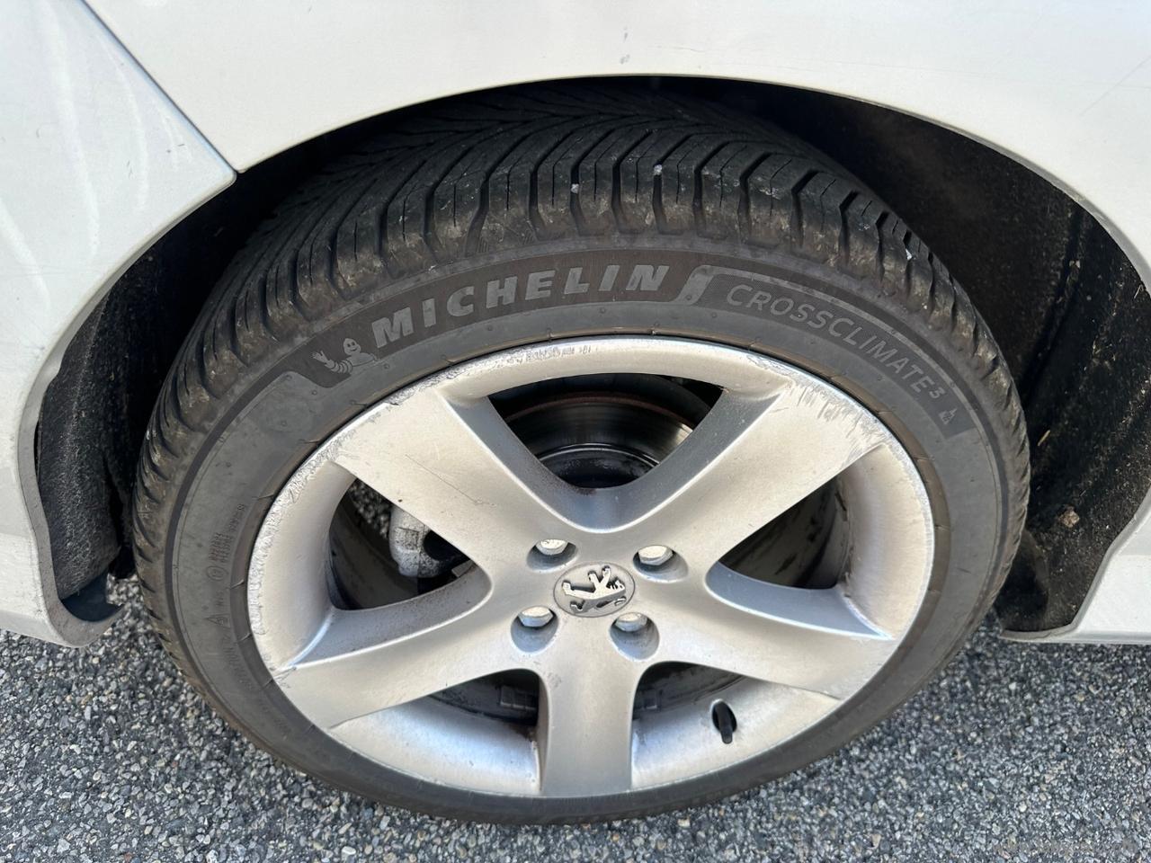 PEUGEOT 308 1.6 HDi 110 CV 5p.