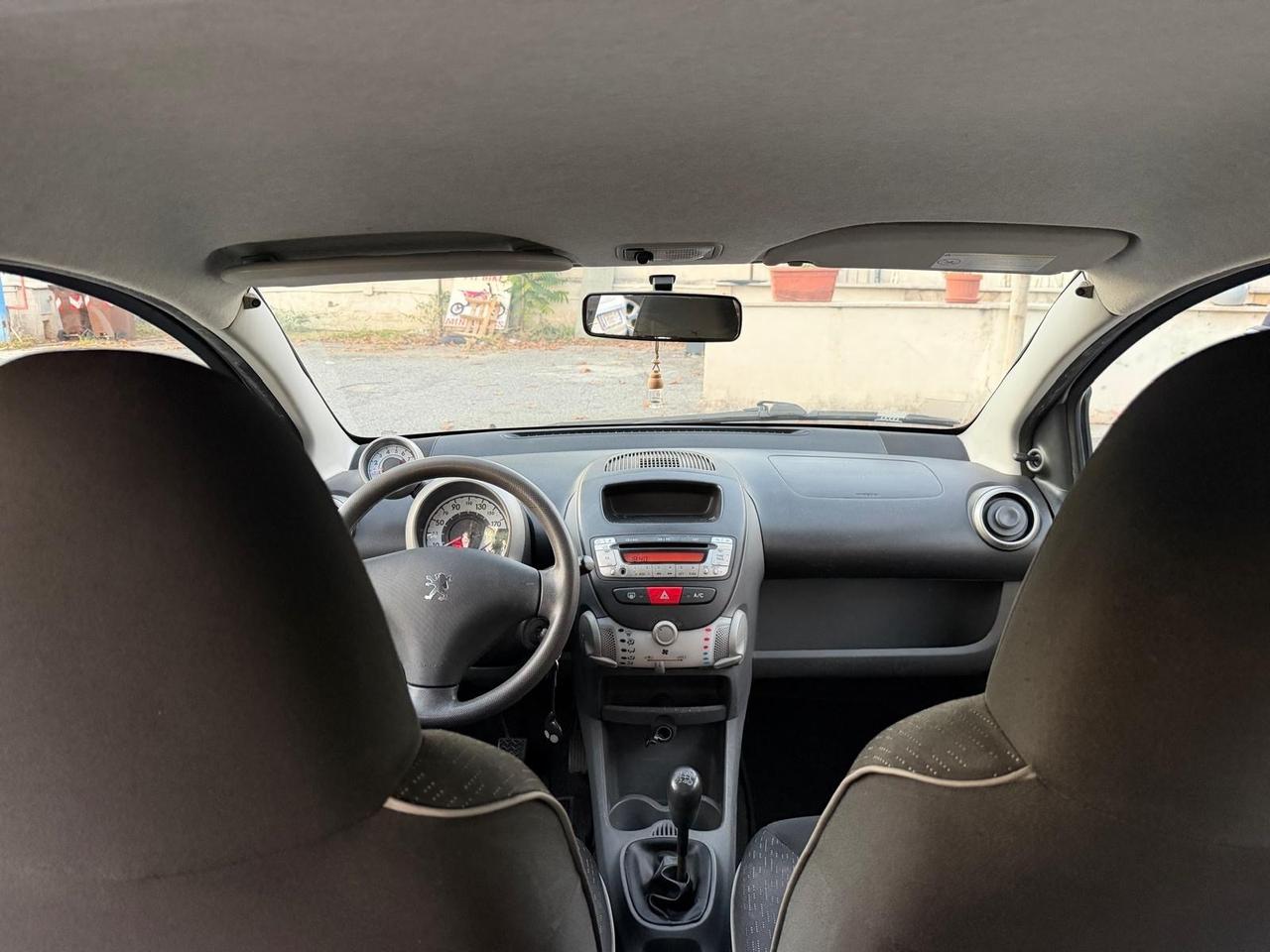 Peugeot 107 1.0 68CV 5p. Plaisir