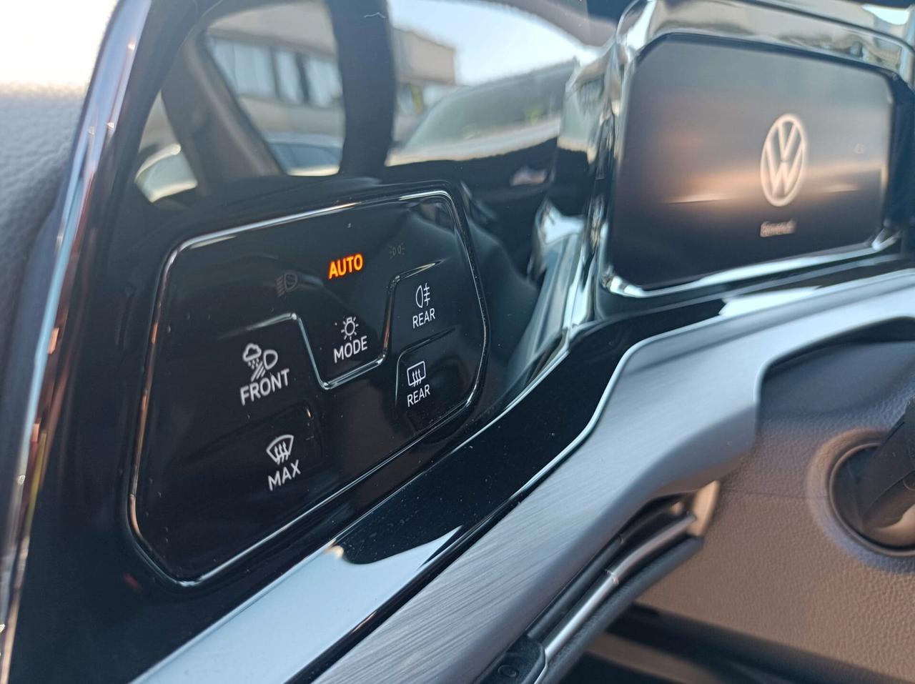 Volkswagen Golf 1.5 TGI Style