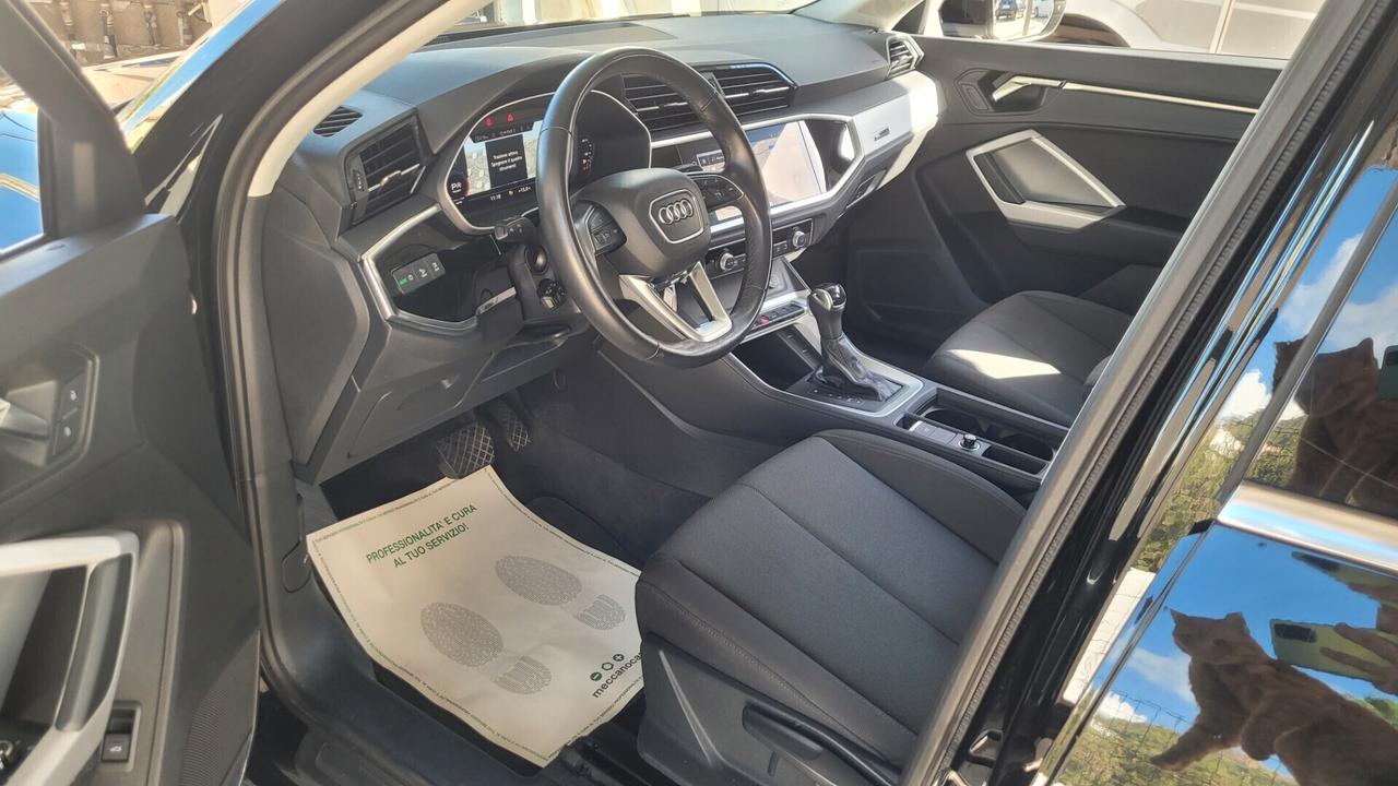 Audi Q3 Sportback 35 TDI S tronic Business Advanced