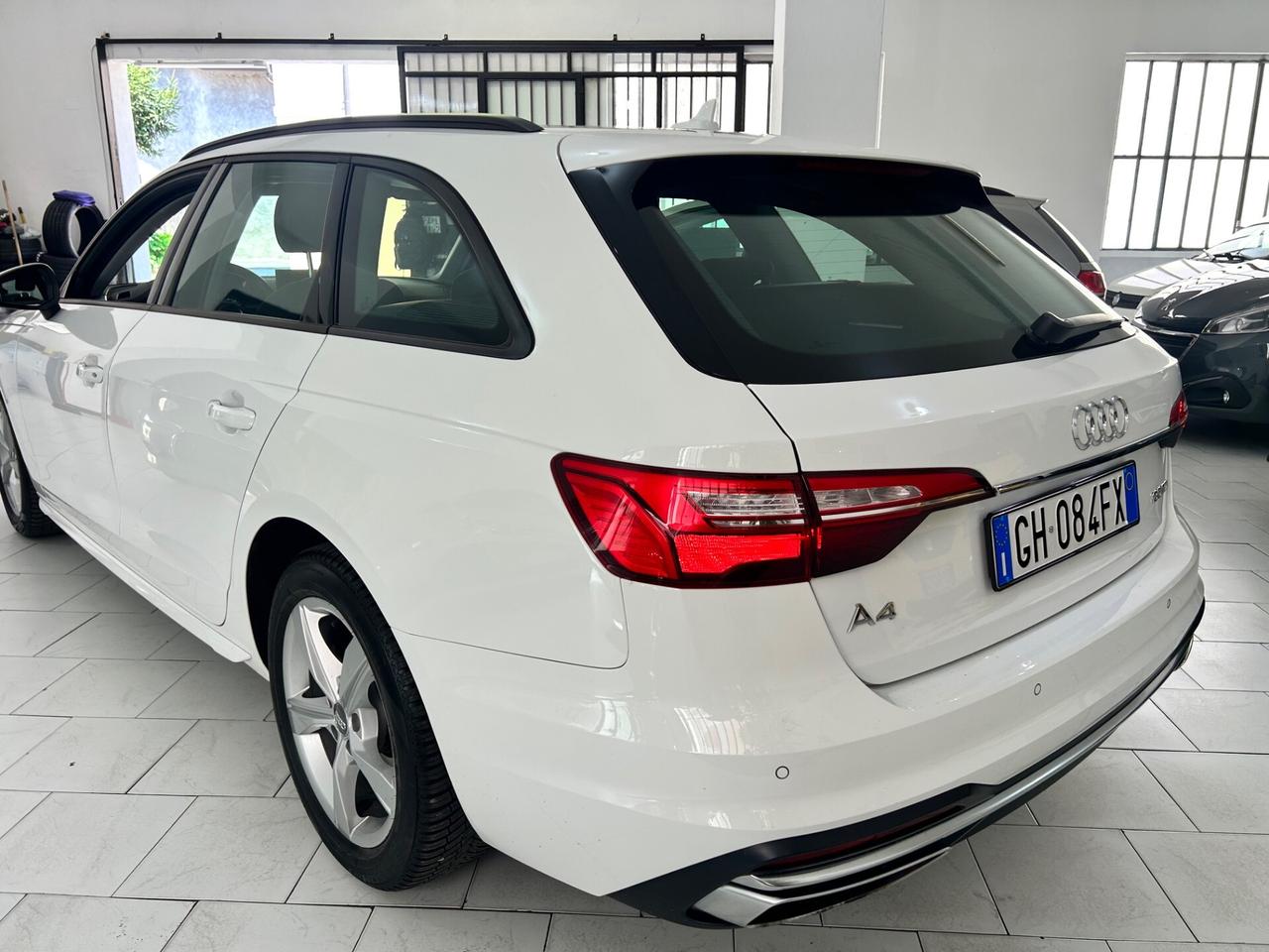 Audi A4 Avant 30 TDI/136 CV S tronic