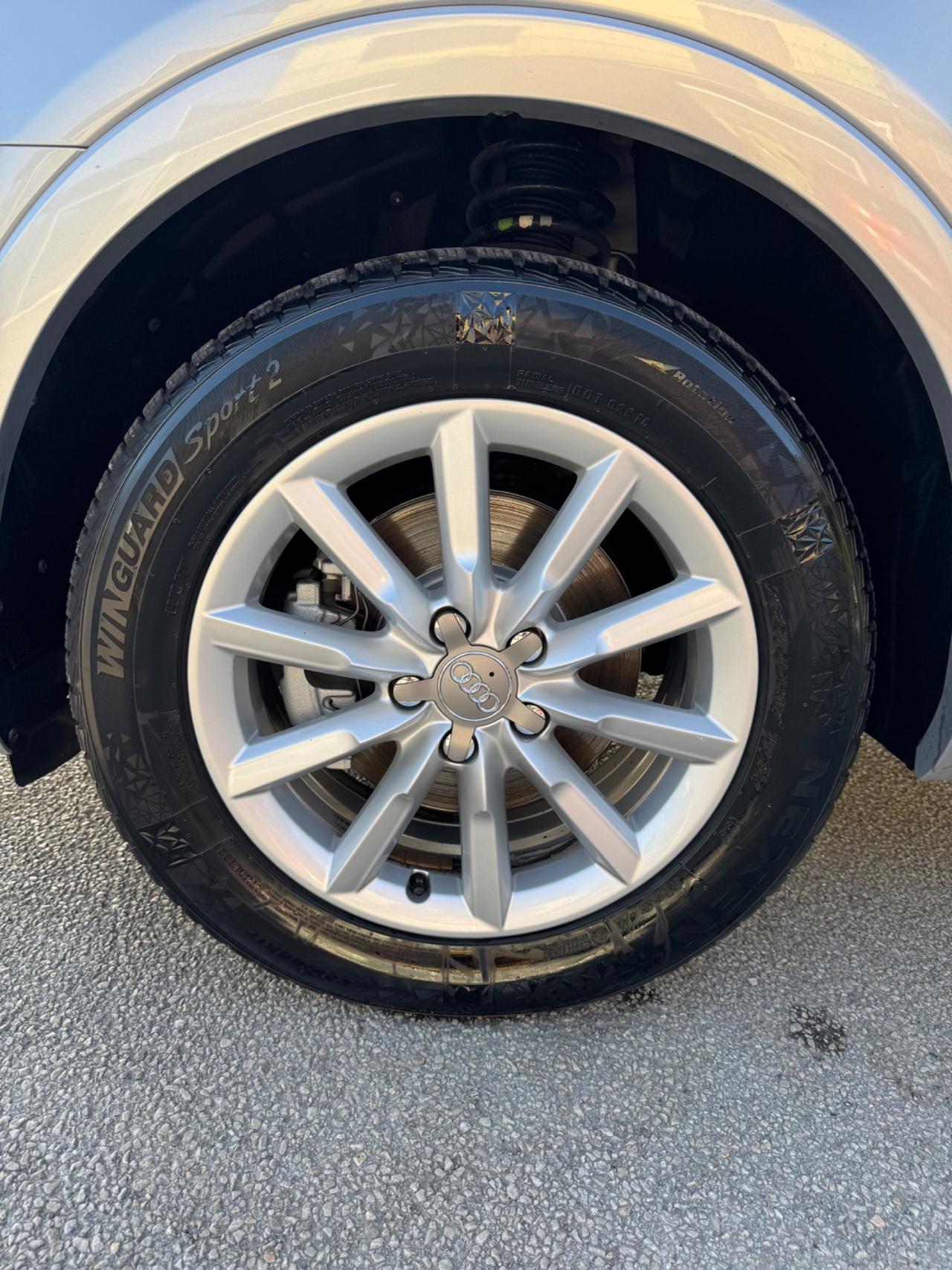 Audi Q3 2.0 TDI 120 CV Sport