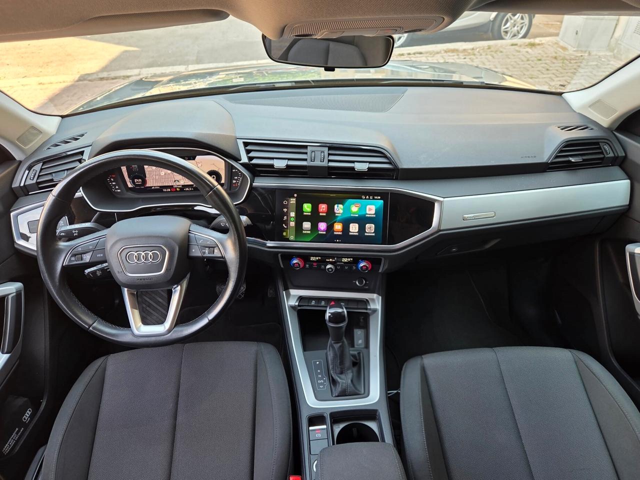 Audi Q3 35 TDI S tronic 150 cv Business
