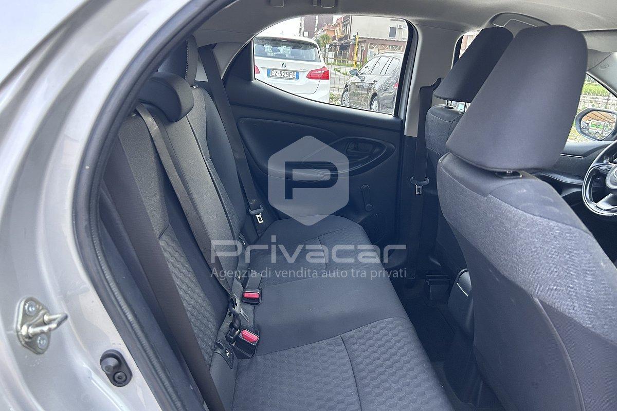 TOYOTA Yaris 1.5 Hybrid 5 porte Business