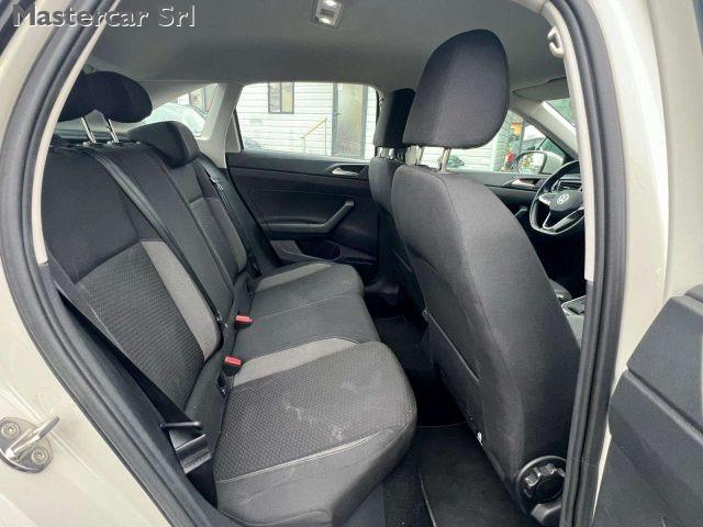 VOLKSWAGEN Taigo NEOPATENTATI Taigo 1.0 LIFE 110cv dsg TG : GT927LV