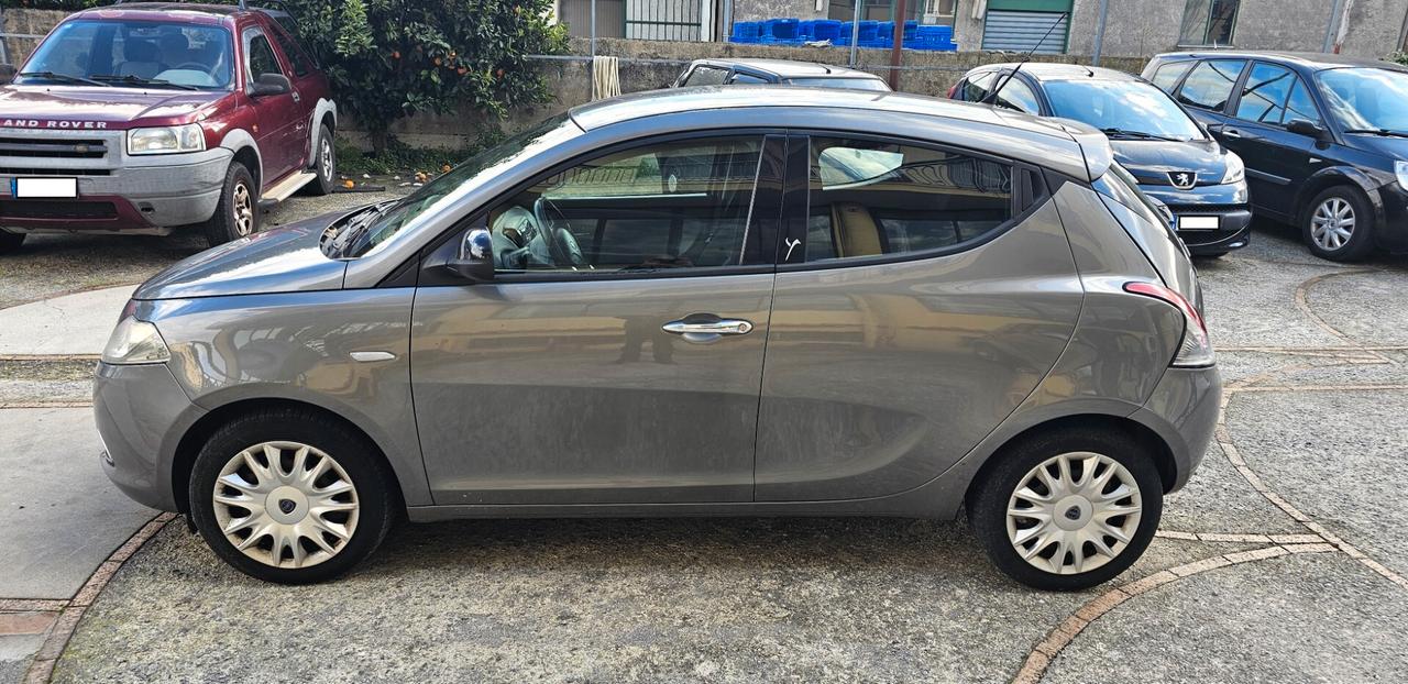 Lancia Ypsilon 1.2 GPL BEN TENUTA GARANZIA