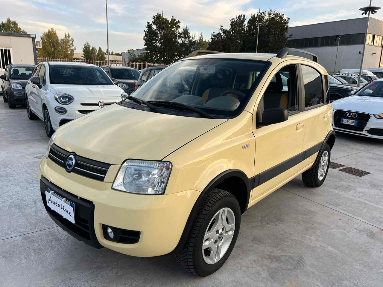 Fiat Panda 1.3 MJT 4x4 --BEN TENUTA-