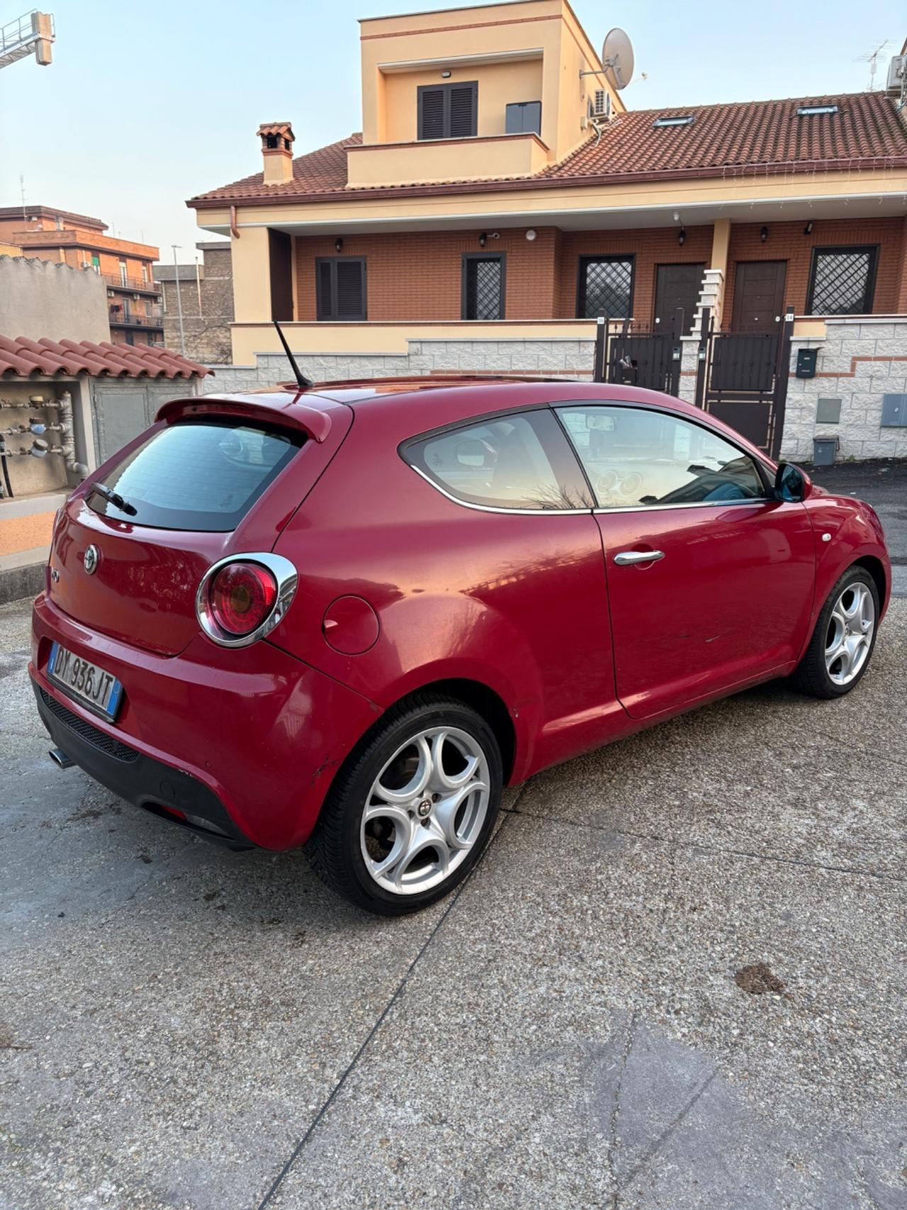 Alfa Romeo MiTo 1.6 JTDm 16V Distinctive Sport Pack