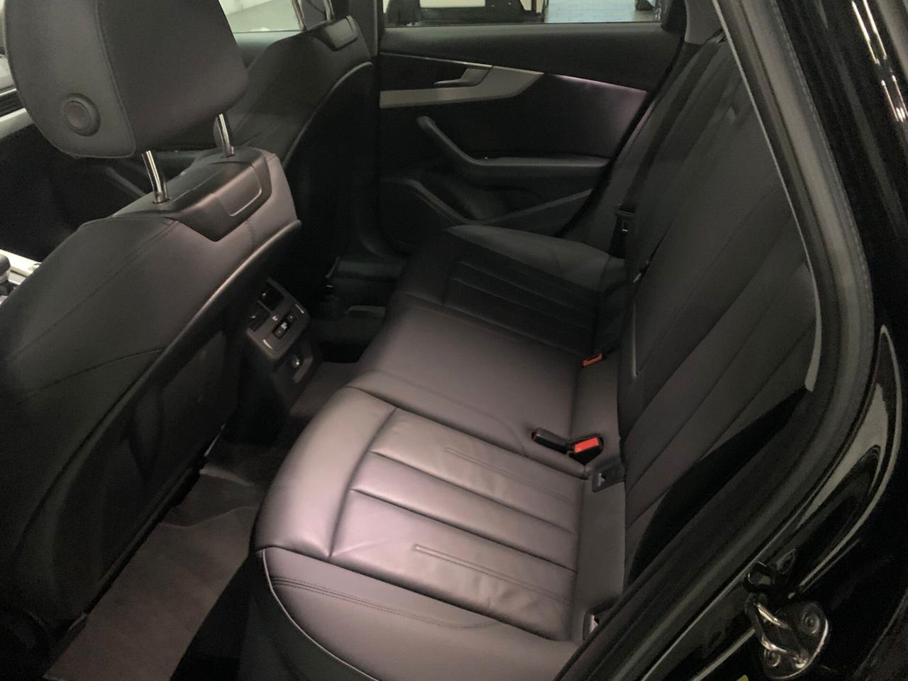 Audi A4 allroad 40 TDI 204 CV S tronic Identity Contrast