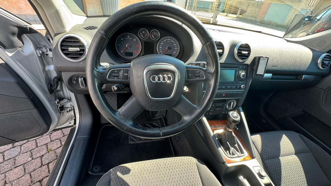 Audi A3 SPB 1.6 TDI ultra Attraction