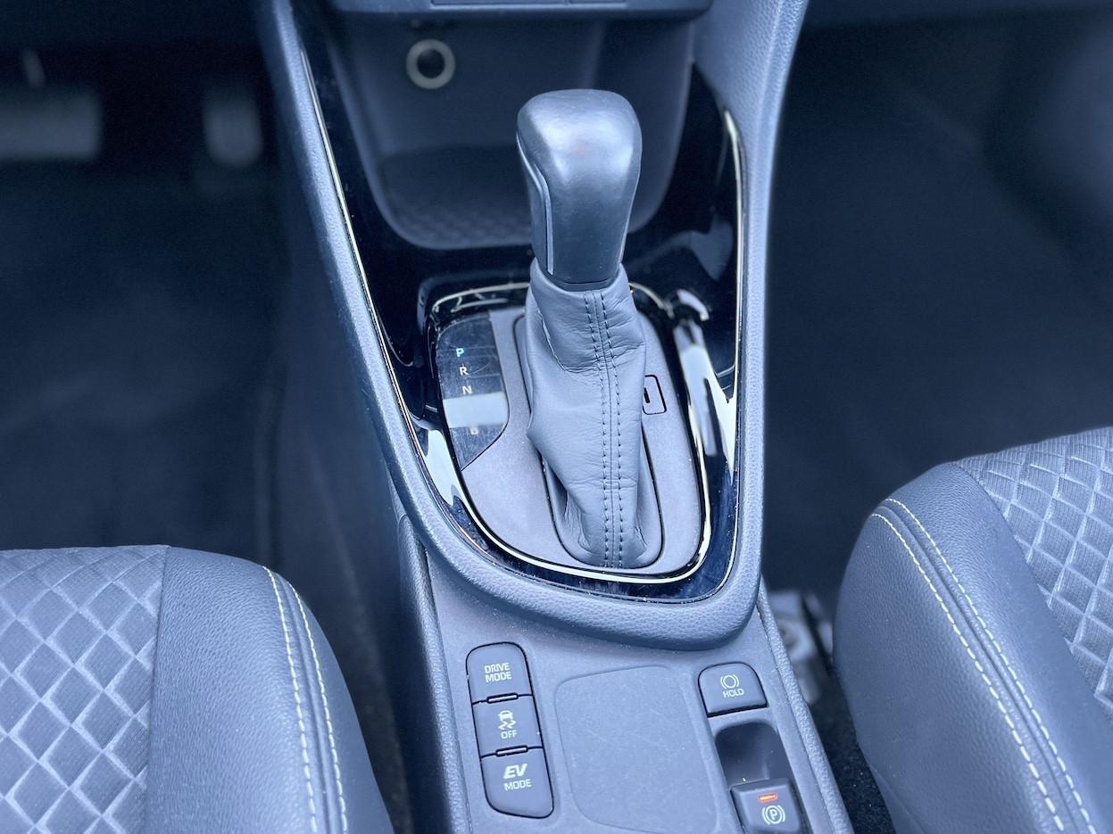 Toyota Yaris 1.5 Hybrid 92CV E6 Lounge Automatica Neo. - 2021