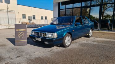Lancia Thema 8.32