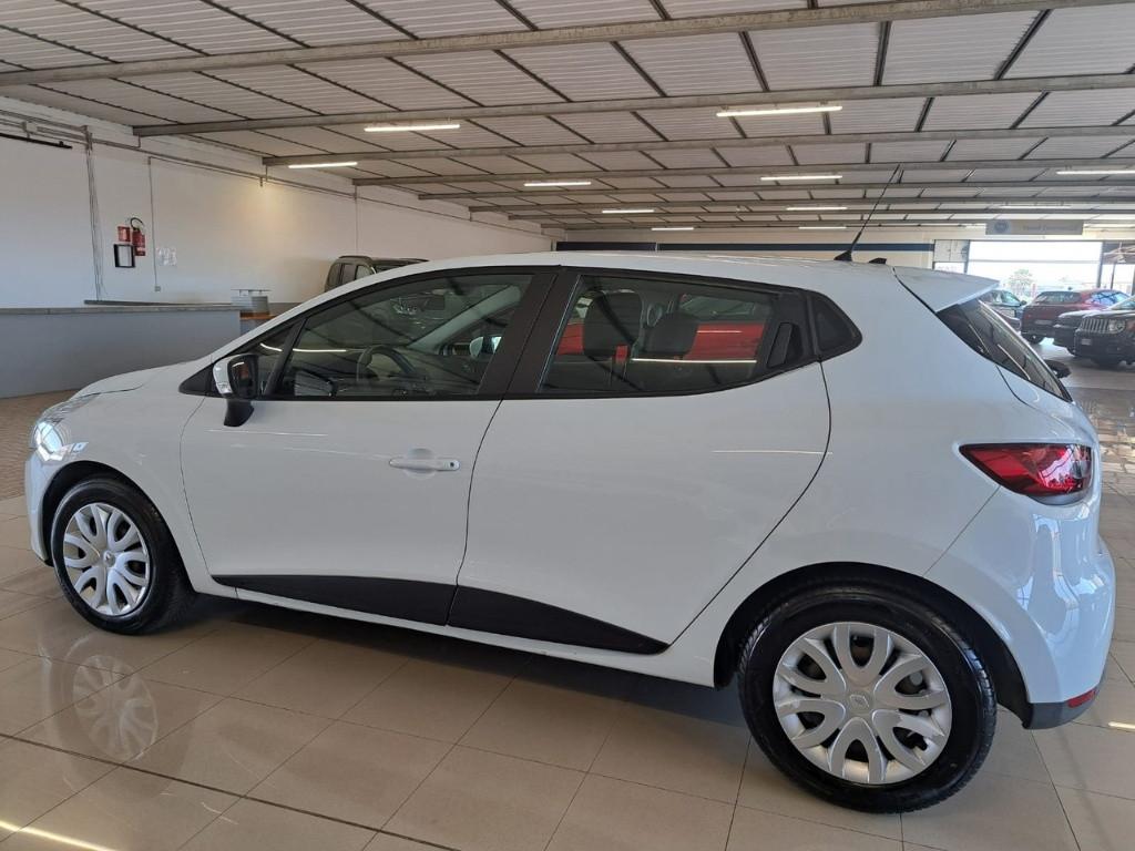 RENAULT Clio IV 2012 - Clio 5p 1.2 Live 75cv