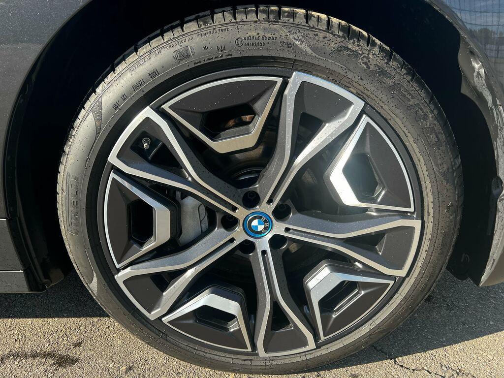 BMW iX 40 xDrive