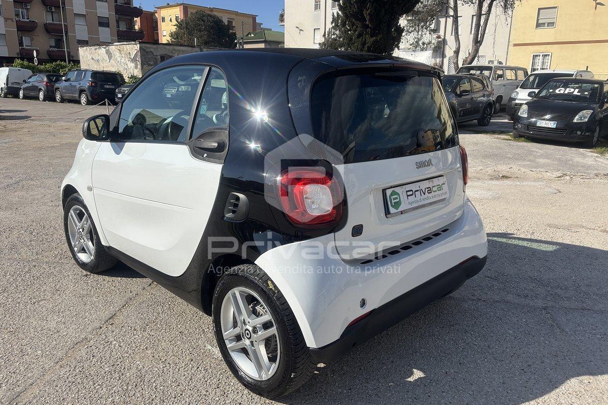 SMART fortwo EQ Pure