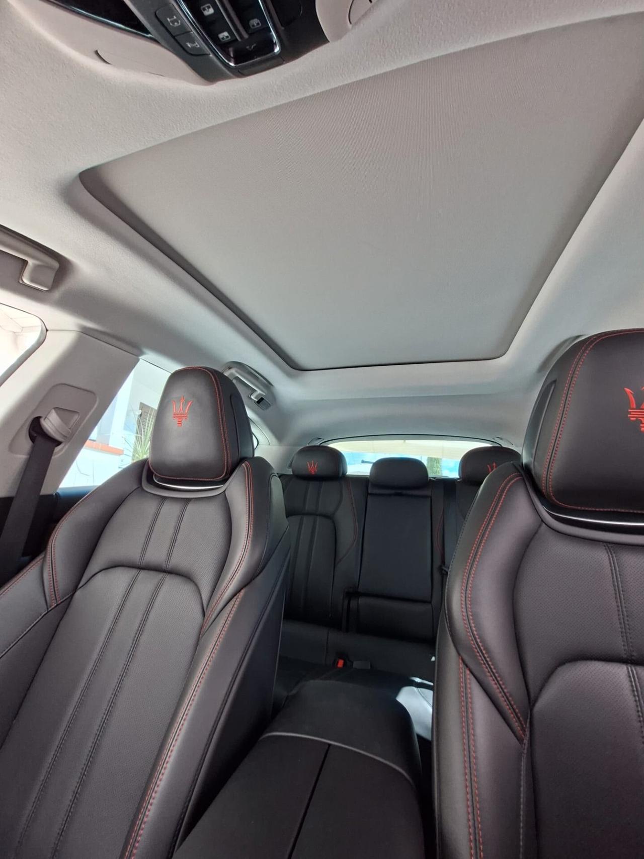 Maserati Levante V6 Diesel 275 CV AWD