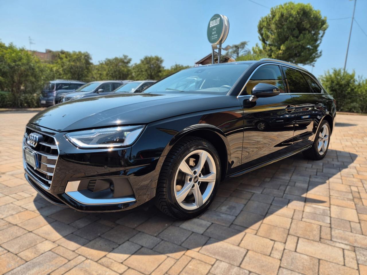 Audi A4 Avant 30 TDI/136 CV S tronic Business Advanced