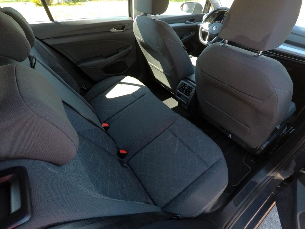 Volkswagen Golf VIII 2.0 TDI 85Kw SCR Life