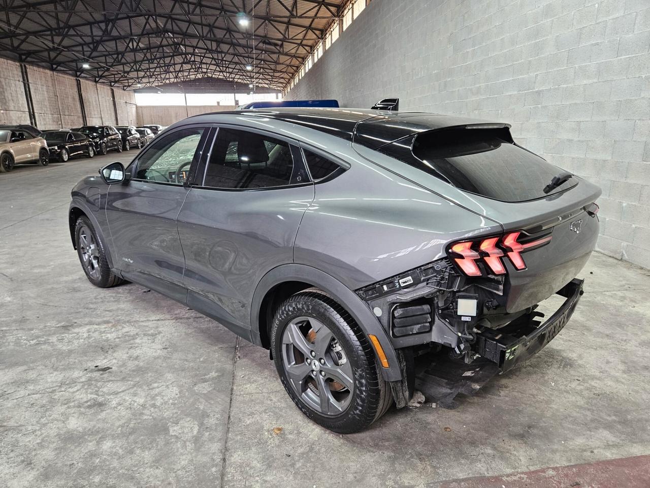 Ford Mustang Mach-e standard range rwd 269cv auto START