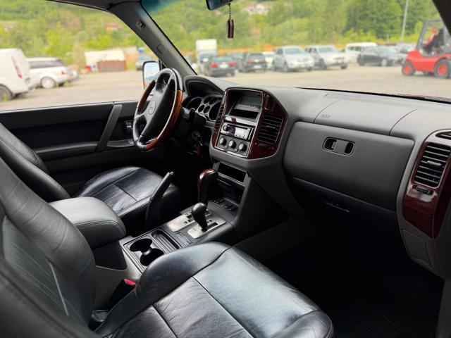 MITSUBISHI Pajero 3.2 16V DI-D 3p. GLS2