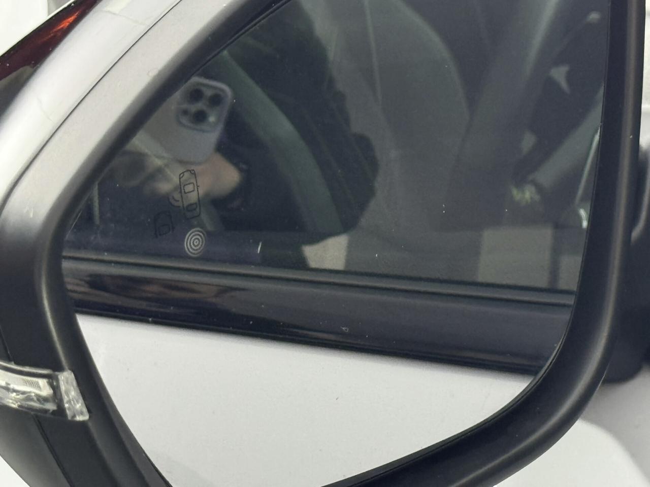 Peugeot 2008 BlueHDi 130 S&S EAT8 GT