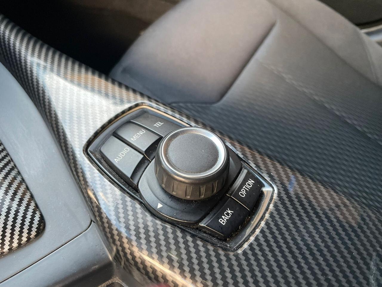 Bmw 116 116d 5p. Unique