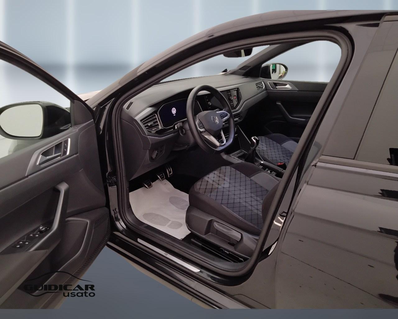 VOLKSWAGEN Taigo - Taigo 1.0 tsi R-Line 115cv