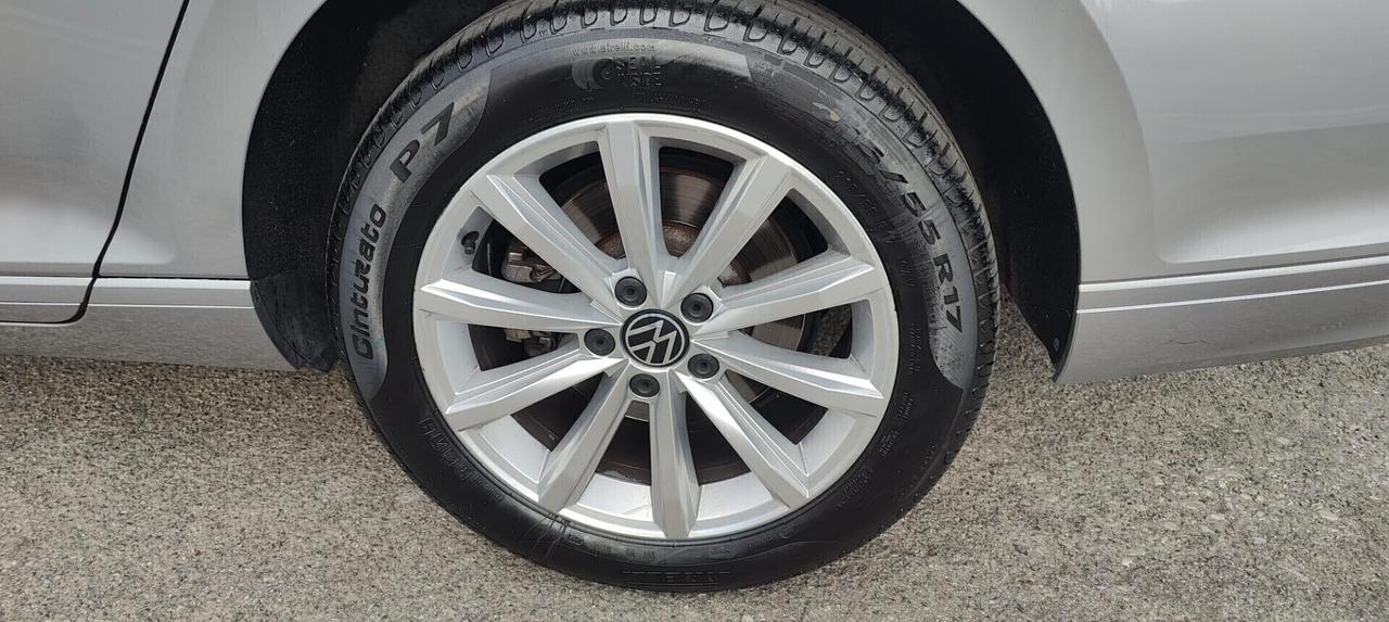 Volkswagen Passat Variant 2.0 TDI SCR 122 CV EVO DSG Business