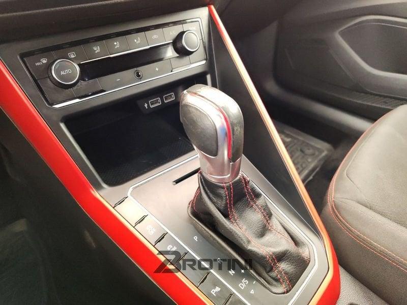 Volkswagen Polo GTI 2.0 TSI GTI DSG BMT