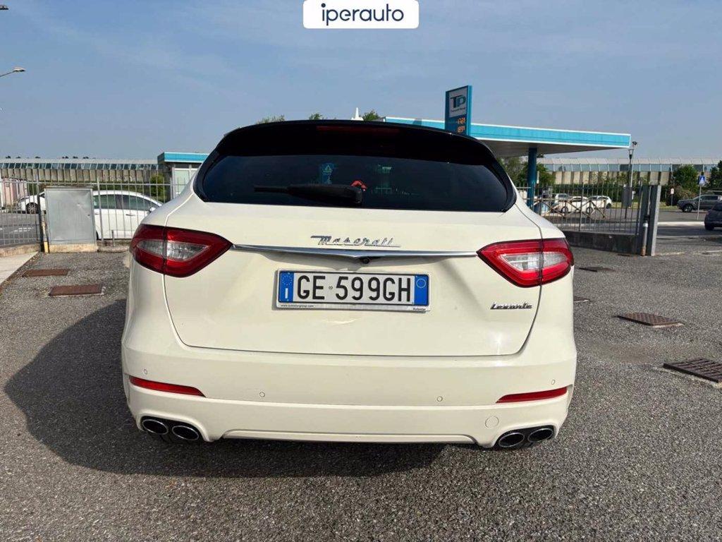 MASERATI Levante 3.0 v6 275cv auto **MOTORE SOSTITUITO** del 2016