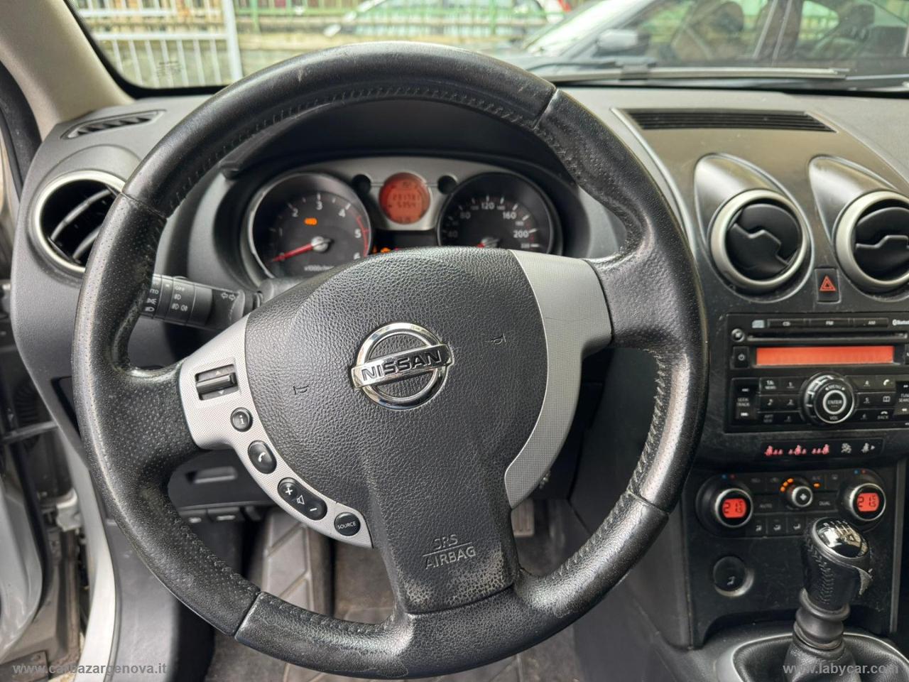 NISSAN Qashqai 2.0 dCi DPF 4WD Acenta