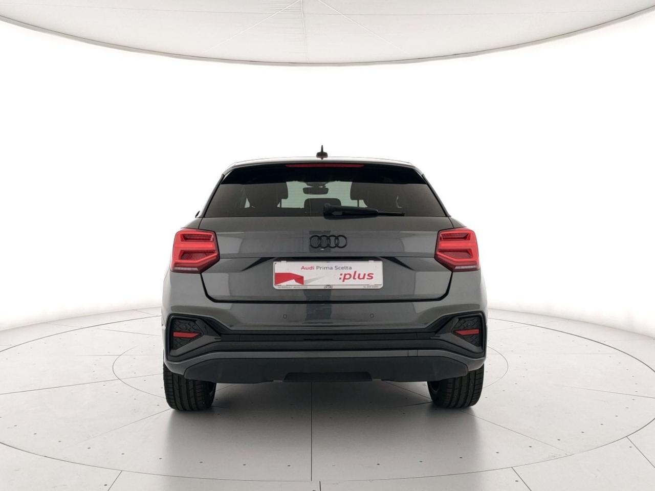 Audi Q2 35 2.0 tdi identity black s-tronic