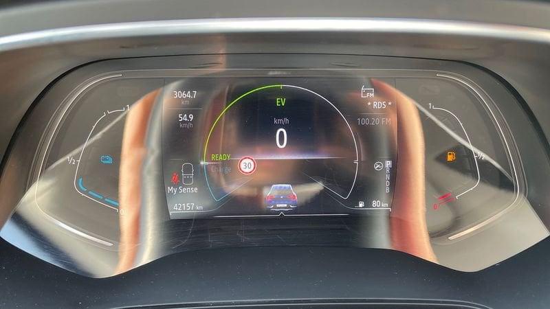 Renault Captur 1.6 E-TECH Hybrid Intens Auto 145cv