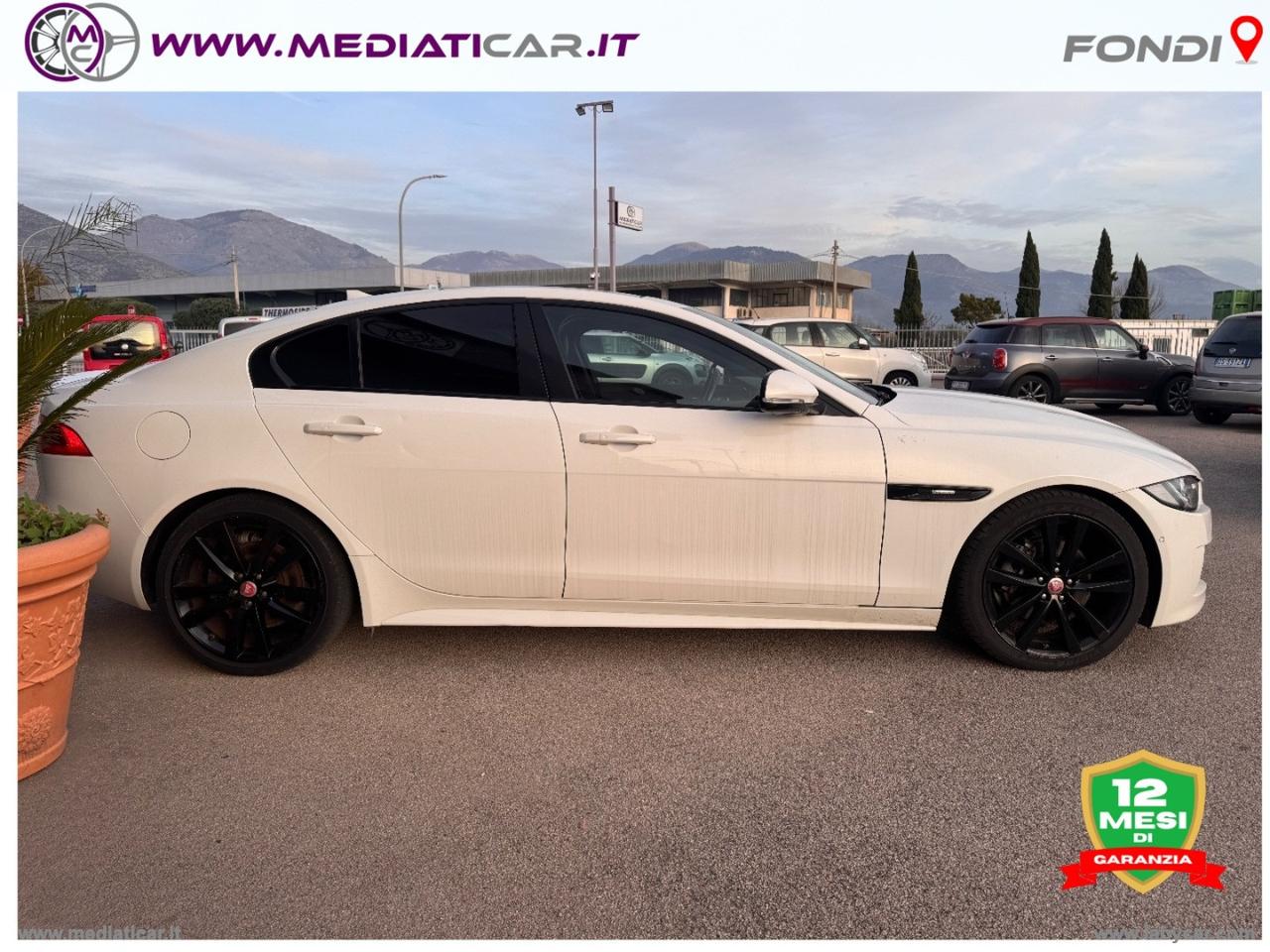 JAGUAR XE 2.0 D Turbo 180 CV AWD aut. R-Sport