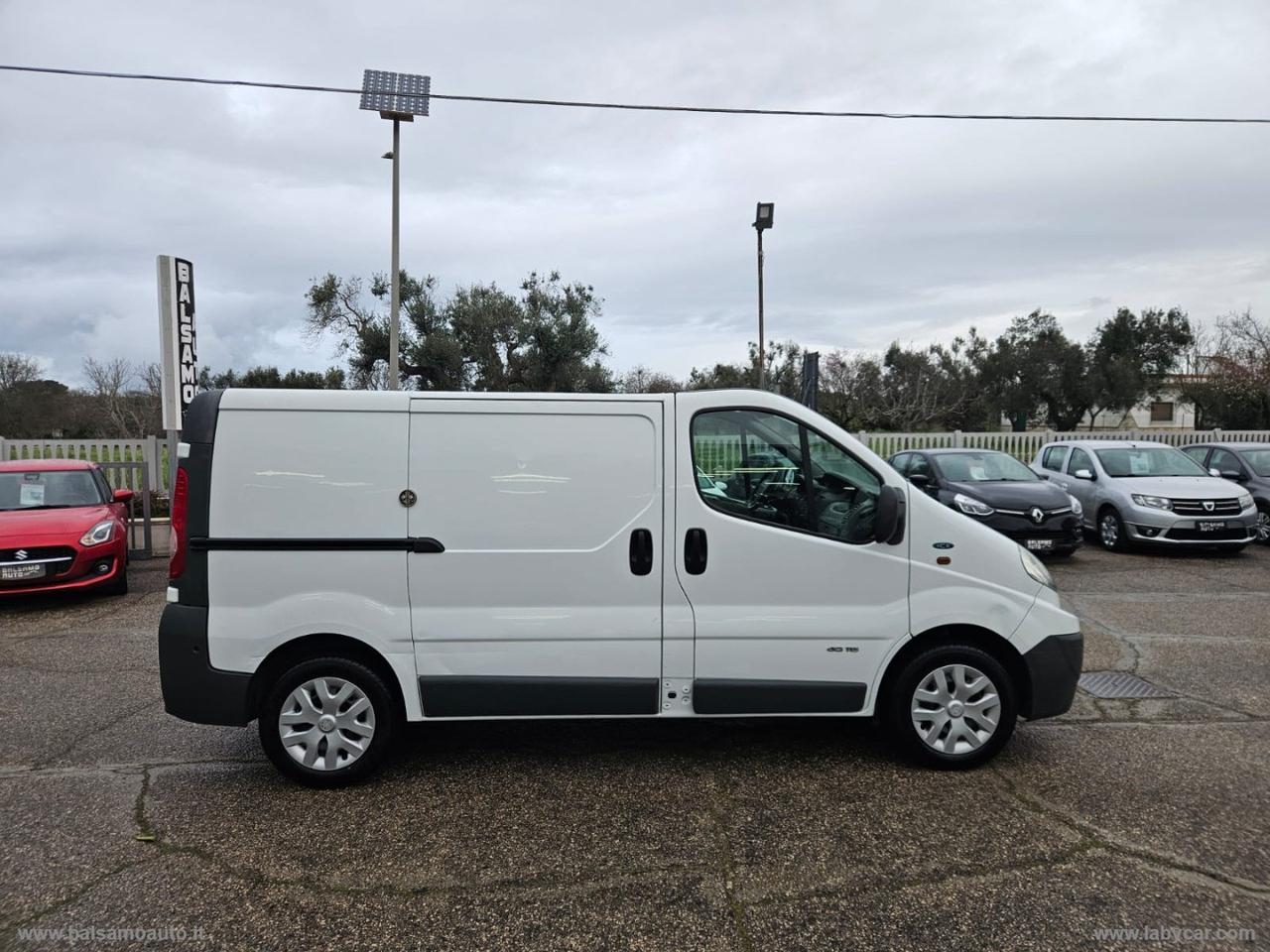 Trafic T27 2.0 dCi/115 PC-TN Furgone DPF