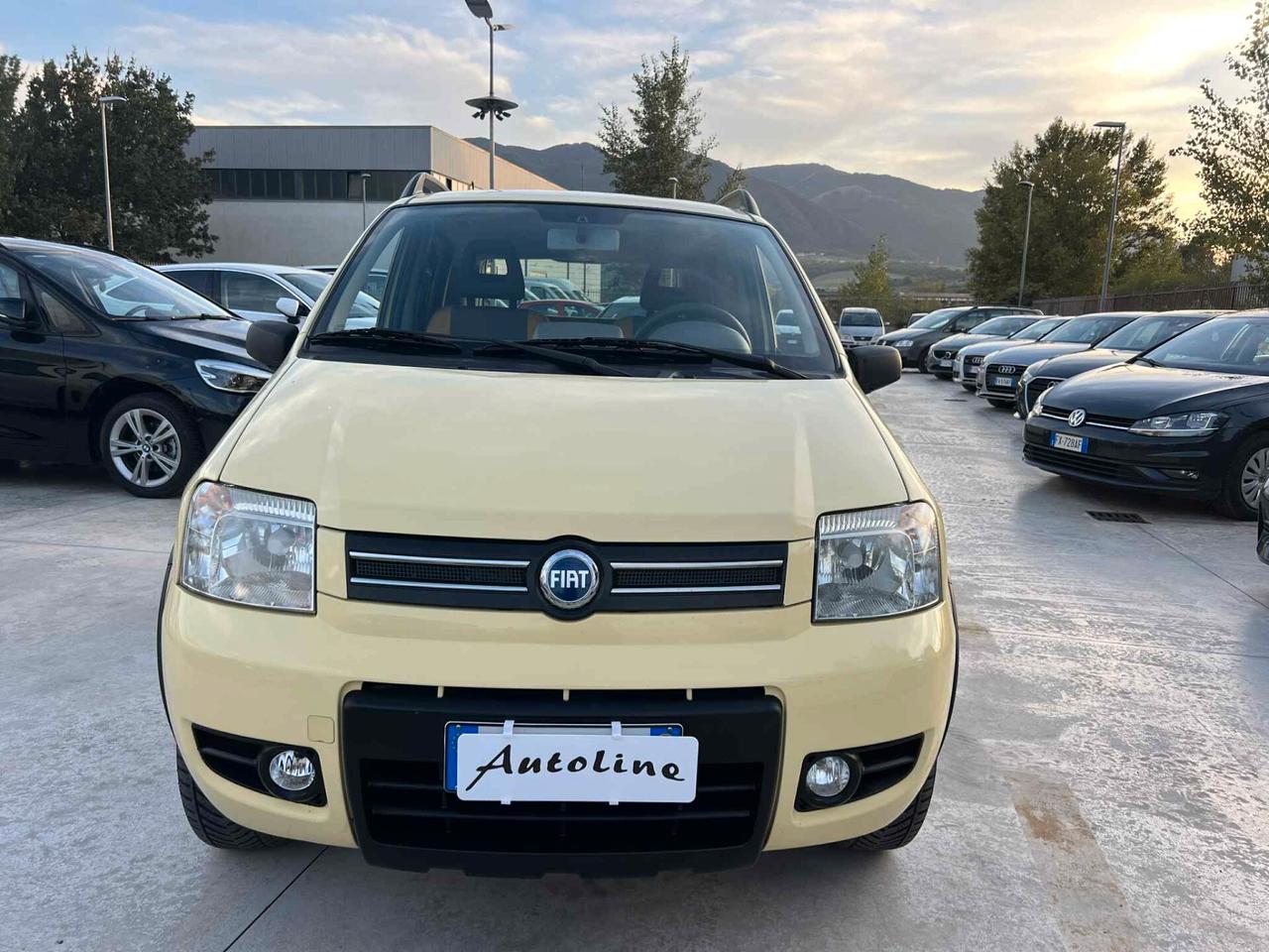 Fiat Panda 1.3 MJT 4x4 --BEN TENUTA-