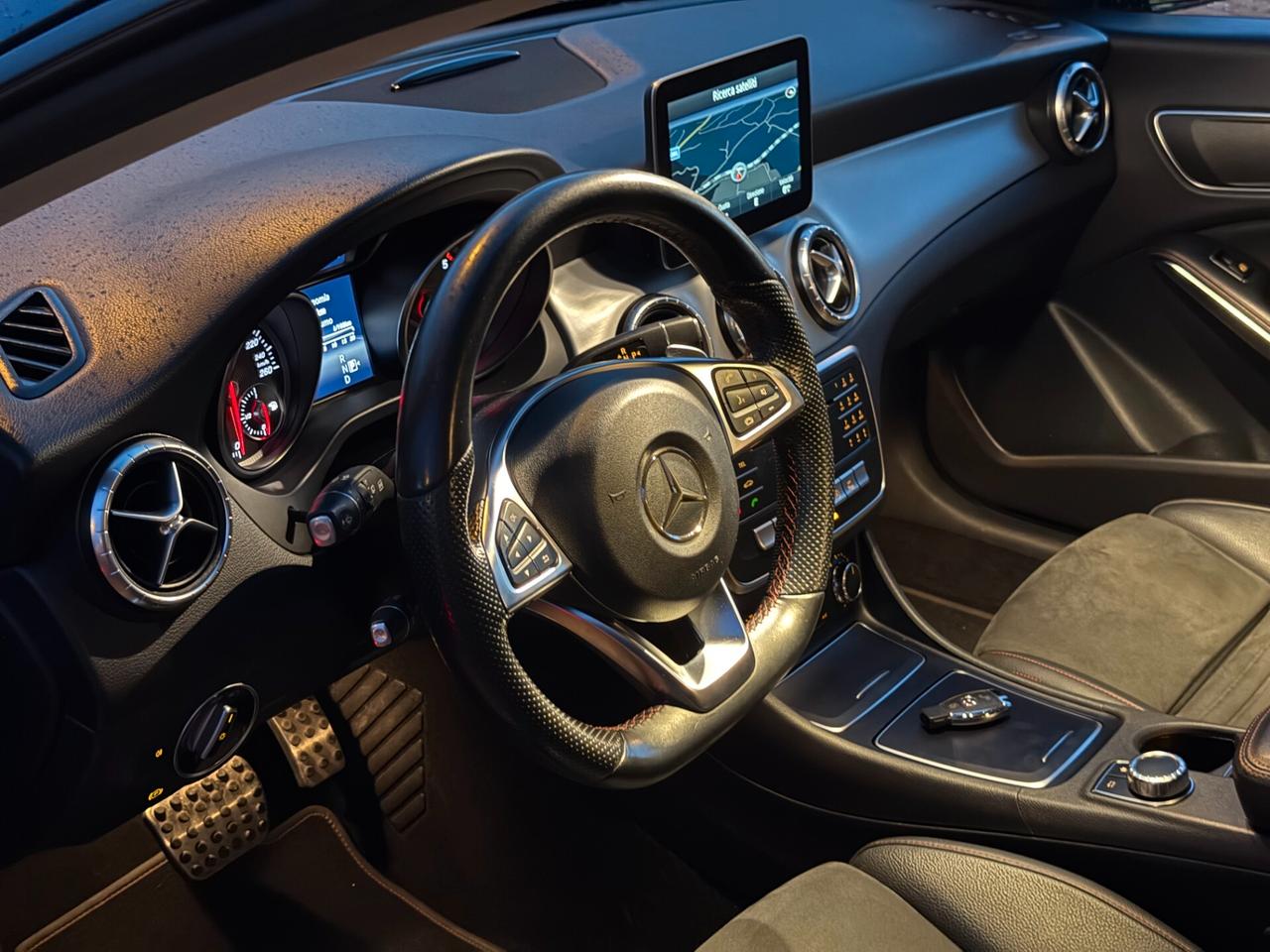 Mercedes-benz CLA 220 d S.W. 4Matic Automatic Premium AMG