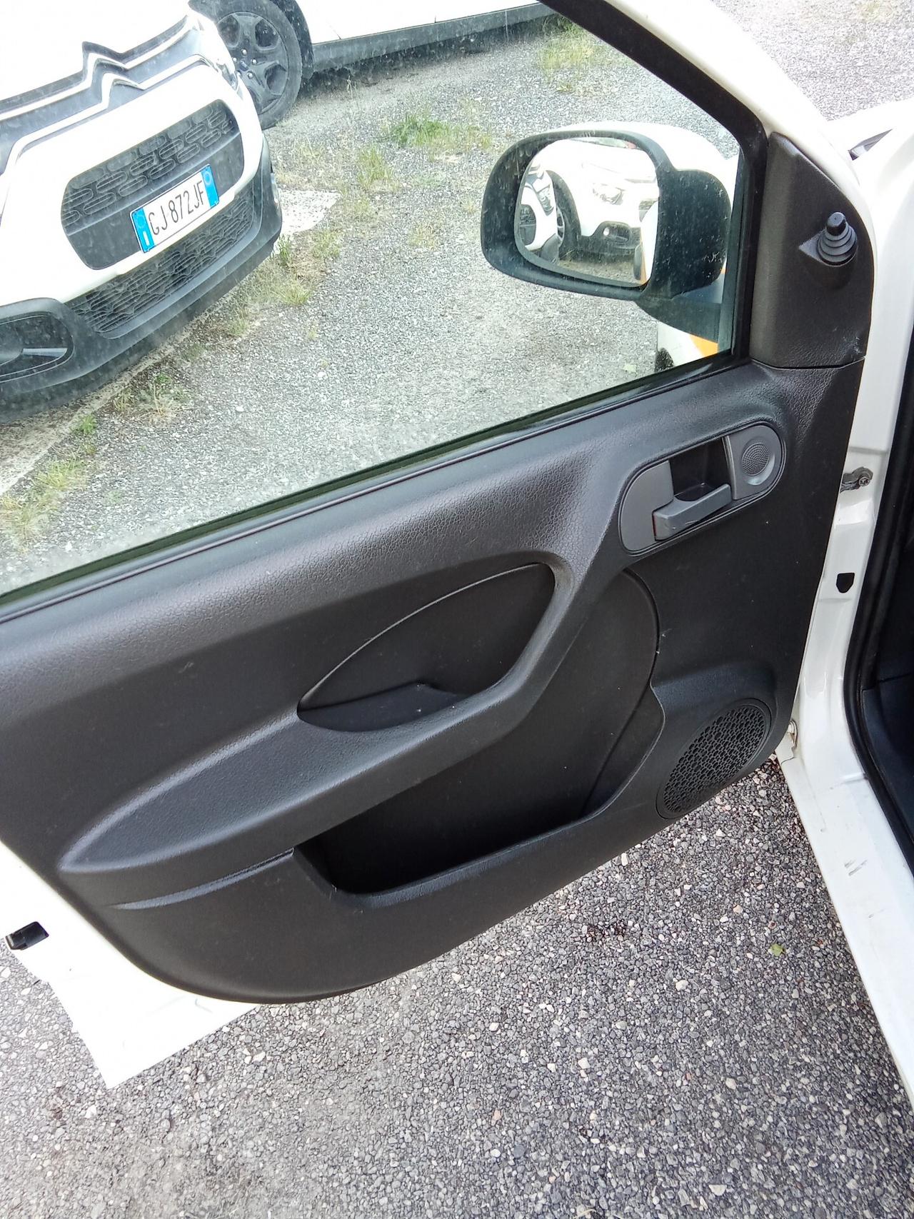 Fiat Panda 1.3 MJT Van Active 2 posti 010