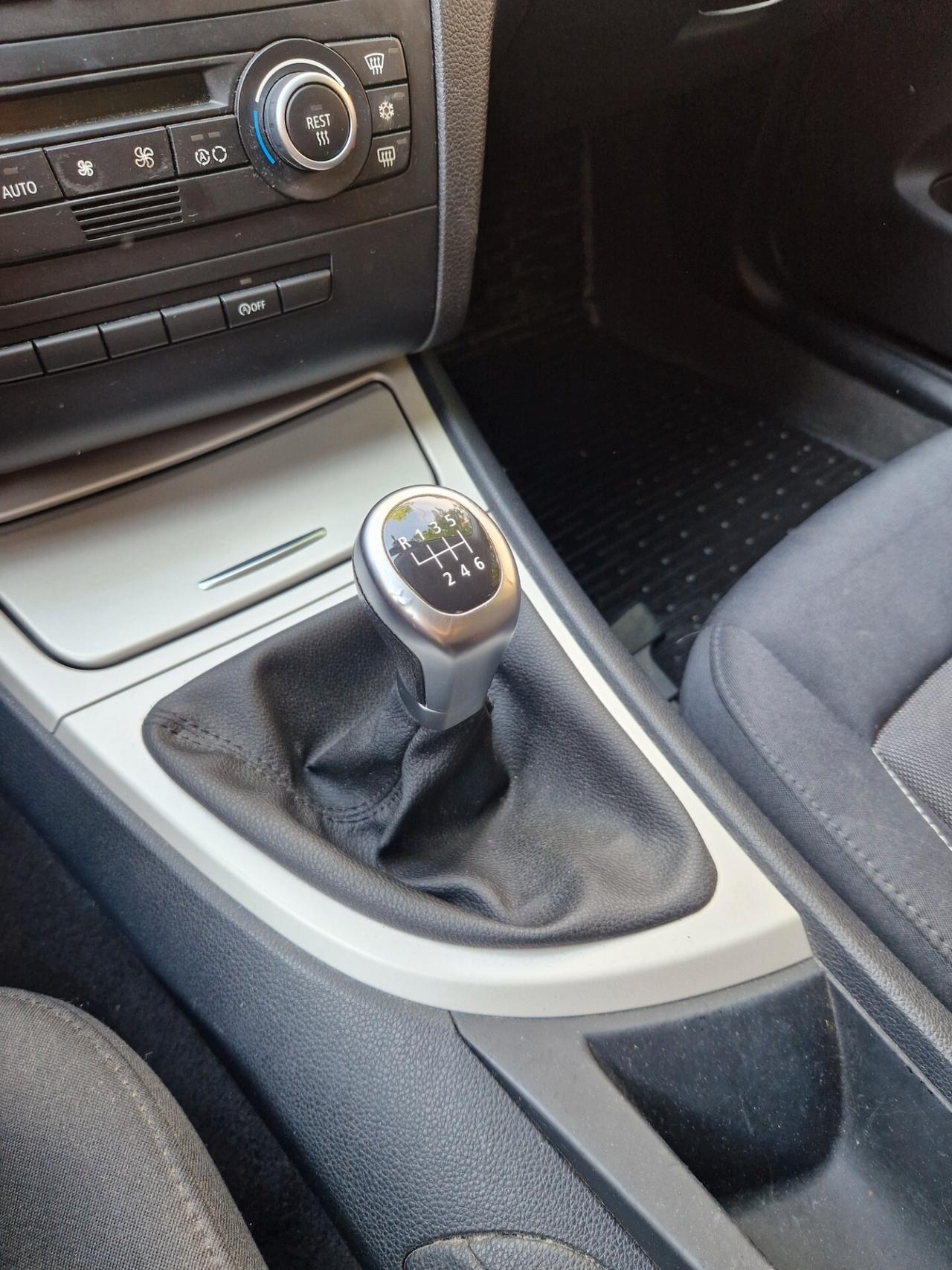 Bmw 118i 5 porte Futura 143CV - 2008