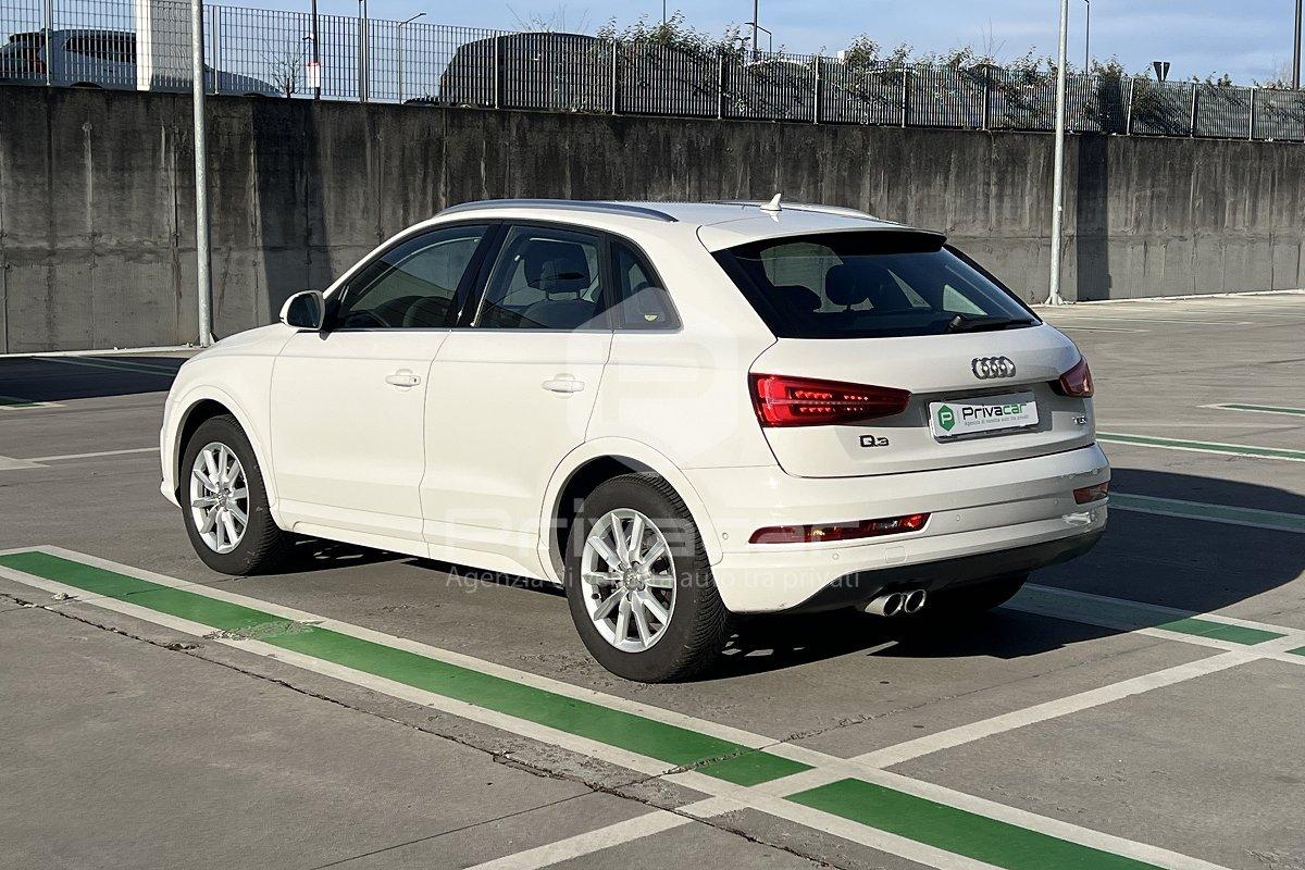 AUDI Q3 2.0 TDI 150 CV Business