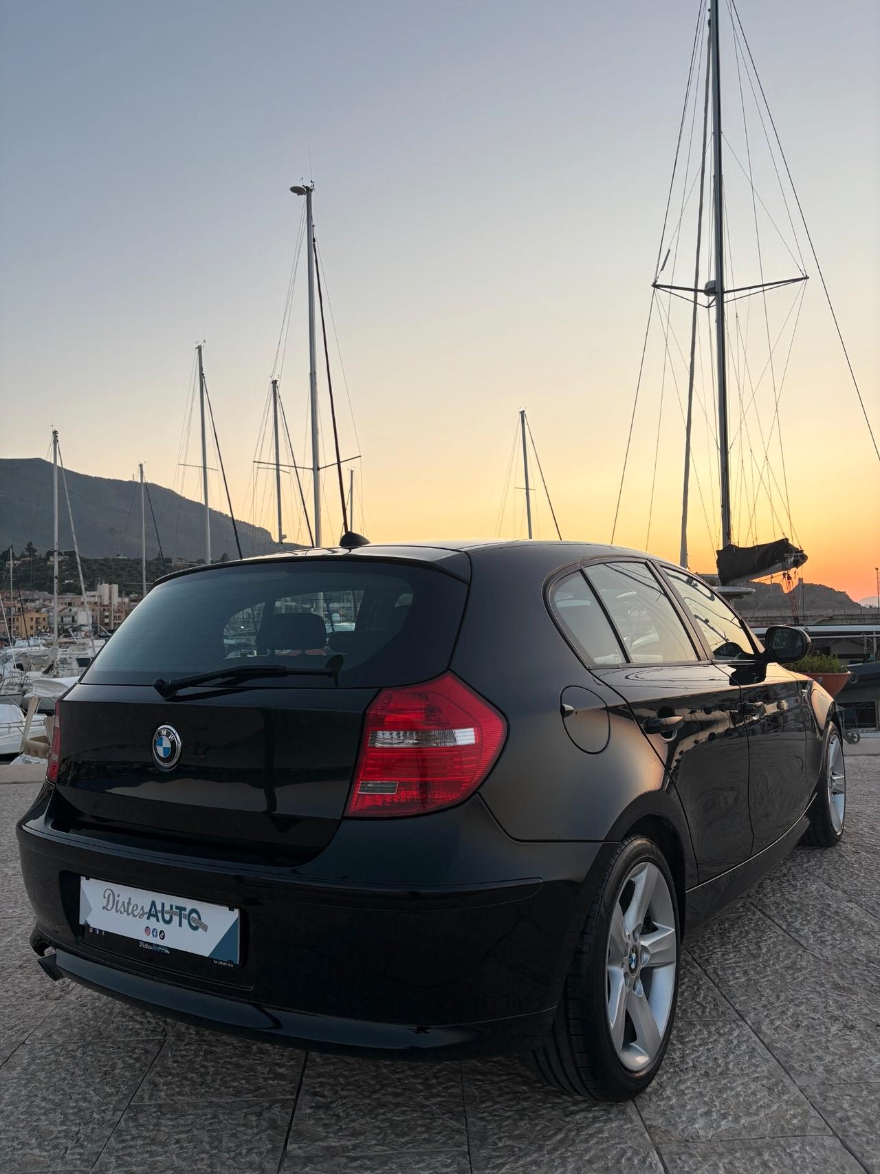 Bmw 116d 2.0 116CV total black
